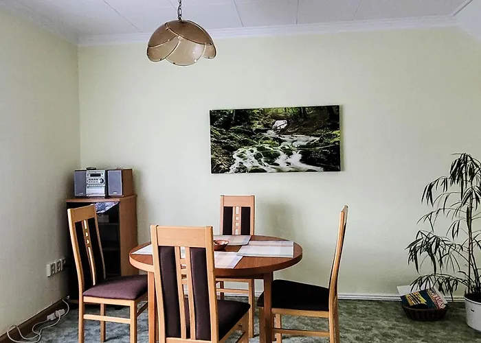 Ruhig Gelegene In Idyllischer Umgebung - Entspannung Garantiert